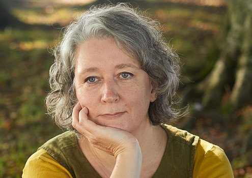 Claire Fuller