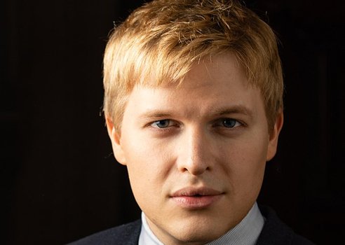 Ronan Farrow